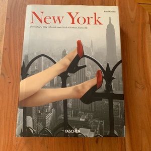 ⭐️ 🌴LRG Taschen New York Coffee Table Book